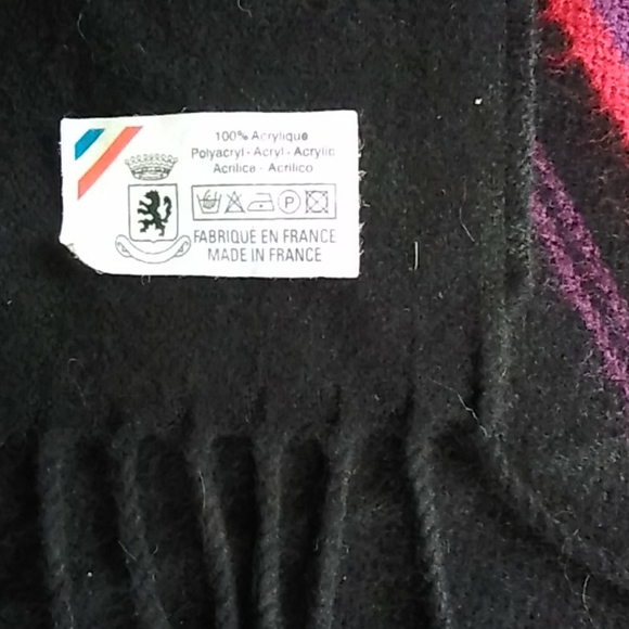 A wrap - Picture 5 of 6